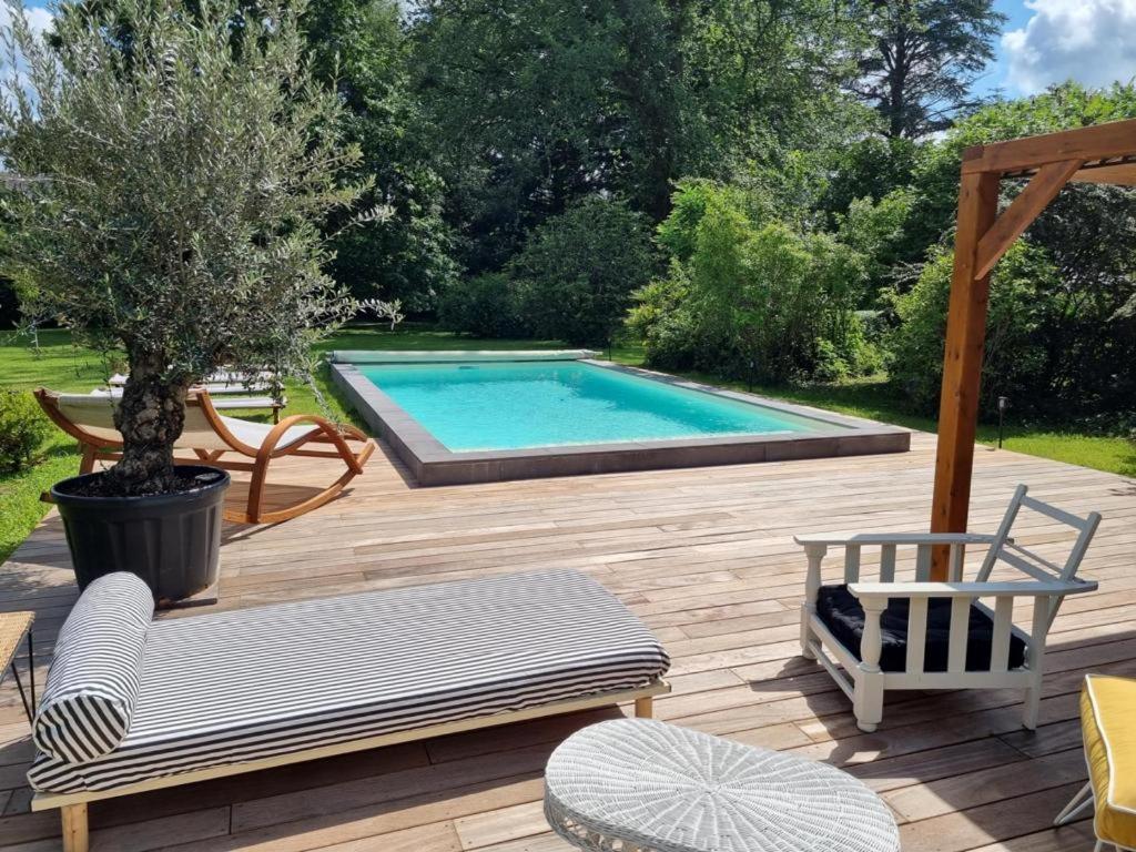 Villa Mura Gite Luxe Avec Piscine Et Spa Campagne Et Grand Air Nouvelle Aquitaine Correze Neuvic  Zewnętrze zdjęcie